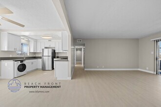 12236 Manor Dr. in Hawthorne, CA - Building Photo - Building Photo