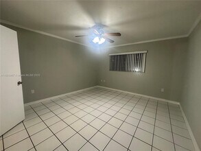 1275 W 35th St in Hialeah, FL - Building Photo - Building Photo