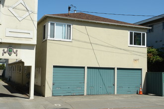 5497 Claremont Ave in Oakland, CA - Building Photo - Building Photo