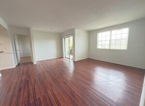 1283 SW 46th Ave in Pompano Beach, FL - Building Photo - Building Photo