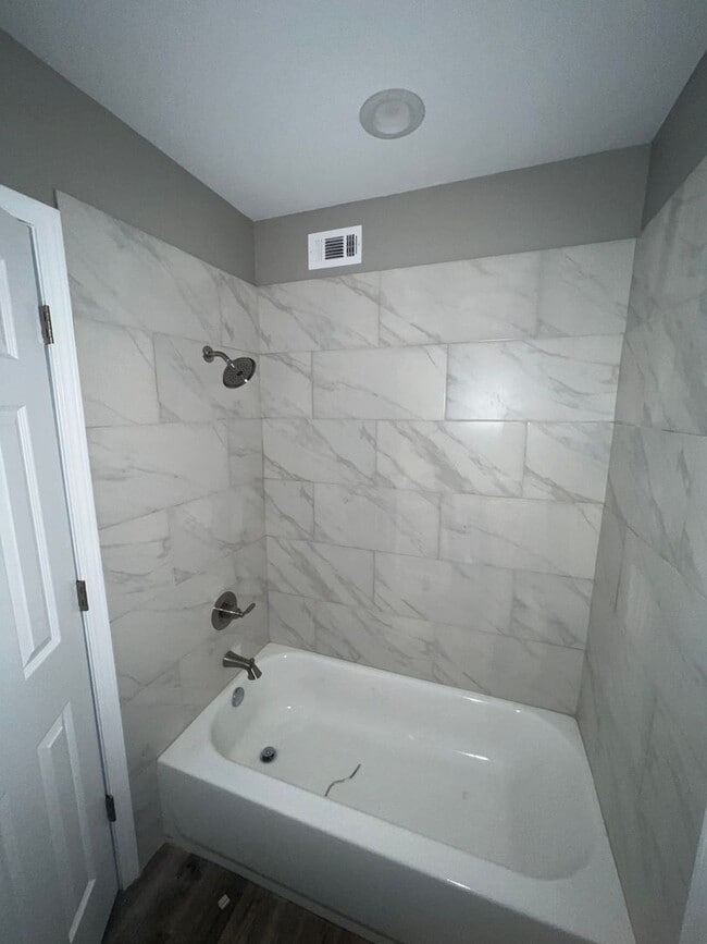 4441 Cessna Ct in New Orleans, LA - Building Photo - Building Photo