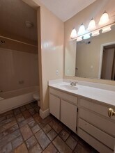 1231 Church St, Unit A in Decatur, GA - Foto de edificio - Building Photo