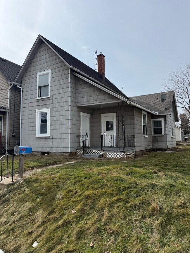 1507 Stark Ave SW in Canton, OH - Building Photo - Building Photo