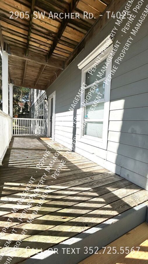 property at 2905 SW Archer Rd