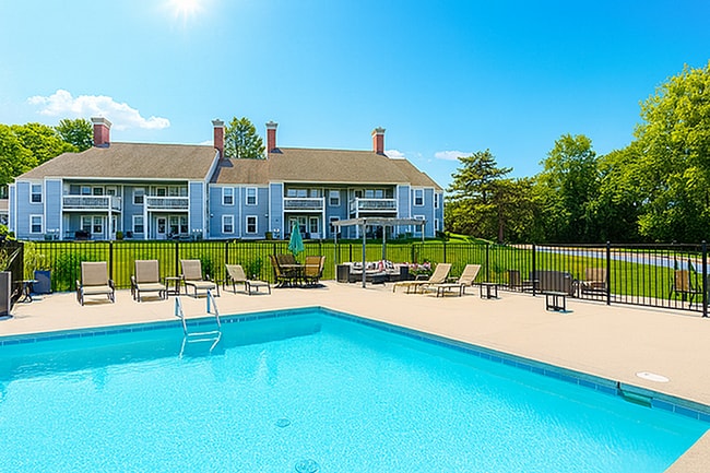 Aspen Lakes in Grand Rapids, MI - Building Photo - Building Photo