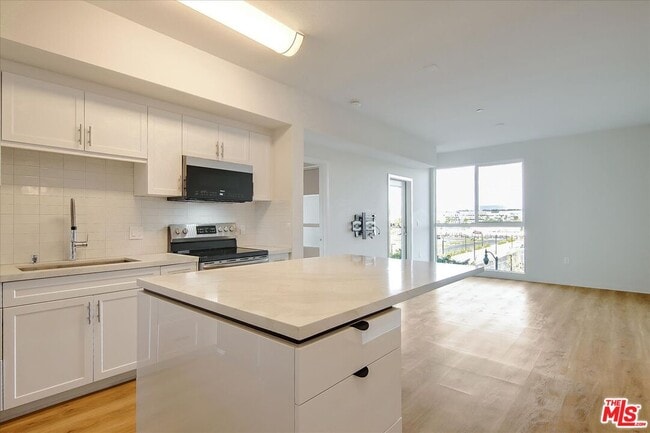 property at 12655 Bluff Creek Dr