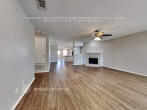 45 Larkspur Dr in Rockwall, TX - Foto de edificio - Building Photo