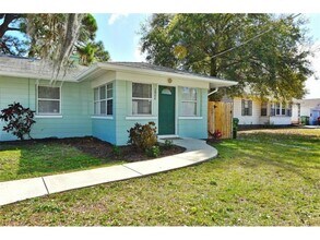 3904 Sarasota Ave in Sarasota, FL - Building Photo - Building Photo