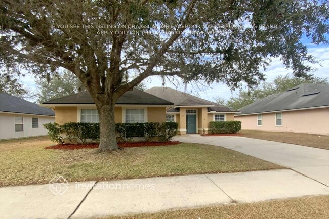 property at 13922 Fish Eagle Dr E