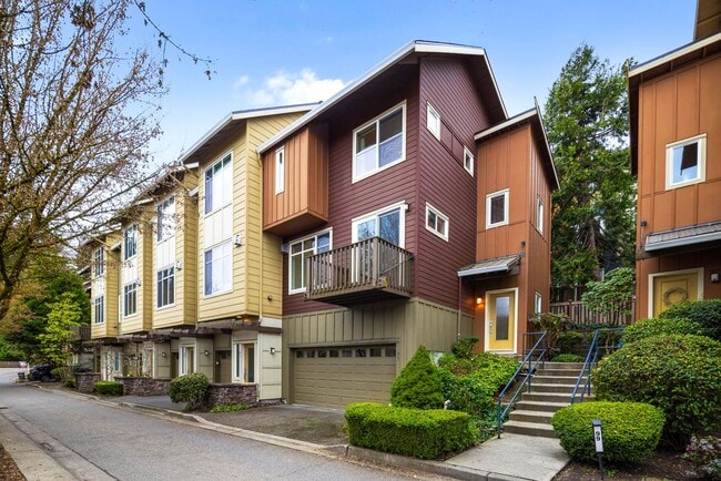 property at 93 Cougar Ridge Rd NW