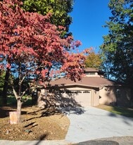 166 Baltusrol Rd in Crossville, TN - Building Photo