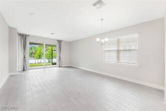 1057 Tranquil Brk Dr in Naples, FL - Building Photo - Building Photo