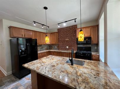6715 McPherson Blvd in Pittsburgh, PA - Building Photo