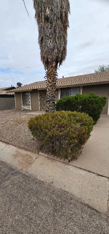 property at 2611 W Vereda Verde