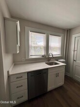 1534 Central Ave in Colonie, NY - Building Photo - Building Photo