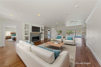 144 E Robindale Rd in Las Vegas, NV - Building Photo - Building Photo