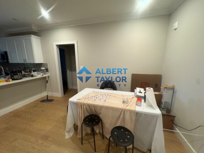 162 Allston St, Unit 5 in Boston, MA - Building Photo - Building Photo