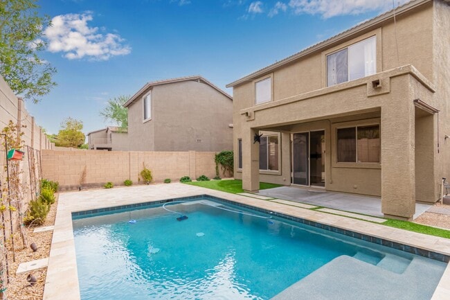 property at 2626 W Florentine Rd