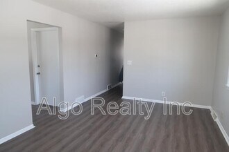 4645 Washington St NE in Minneapolis, MN - Building Photo - Building Photo
