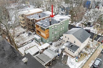 95 Auckland St, Unit 1 in Boston, MA - Building Photo - Building Photo