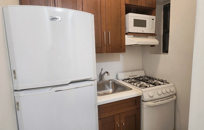 88-1588 York Ave in Manhattan, NY - Building Photo - Building Photo