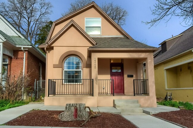 property at 2345 Franklin St