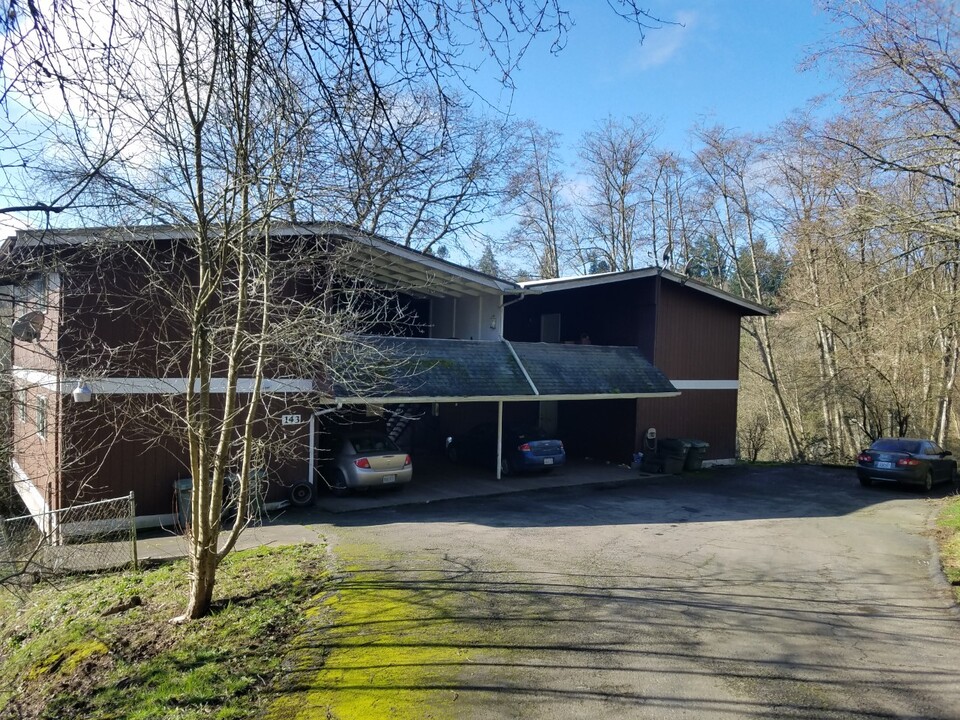 143 Beulah Dr, Unit 4 in Longview, WA - Foto de edificio