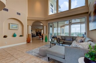 1661 Seabreeze Dr in Tarpon Springs, FL - Building Photo - Building Photo