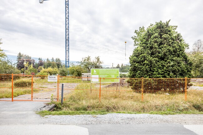 Fellow in Surrey, BC - Building Photo - Building Photo