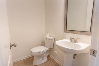 212 Mary Caroline Springs Dr in Mount Holly, NC - Building Photo - Building Photo