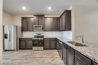 1012 Tumbleweed Trail in Crowley, TX - Building Photo - Building Photo