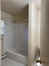 51 Traphagen Rd in Wayne, NJ - Building Photo - Building Photo