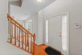 7073 Kings Manor Dr in Alexandria, VA - Building Photo - Building Photo