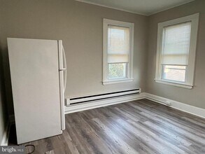 28 Park Ave in Oreland, PA - Building Photo - Building Photo