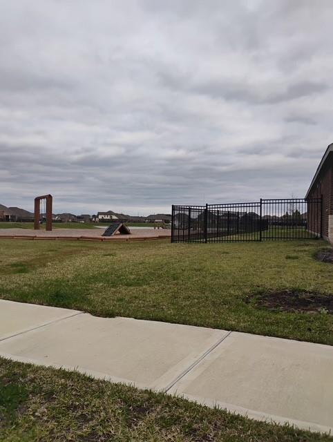 101 Eliana Shores Dr in Katy, TX - Building Photo - Building Photo