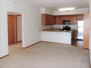 4351 York Pl in Iowa City, IA - Building Photo - Building Photo
