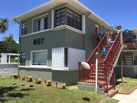 607 Jessamine Blvd in Daytona Beach, FL - Building Photo