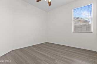 5904 S 30th Ln in Phoenix, AZ - Building Photo - Building Photo