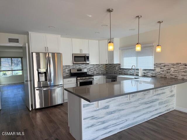 2239 Portola Ln in Westlake Village, CA - Building Photo - Building Photo