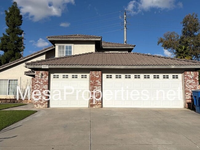 property at 5009 Trojan Ct