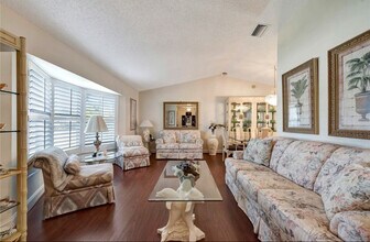 4504 Paleo Pines Cir in Fort Pierce, FL - Building Photo - Building Photo