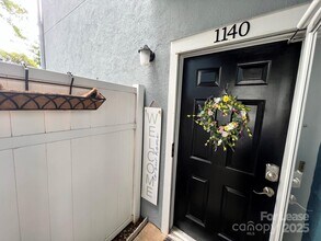 1140 Torrence Cir in Davidson, NC - Building Photo - Building Photo