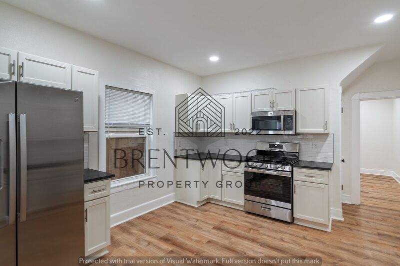 209 N Addison St in Indianapolis, IN - Building Photo