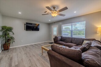 27313 J C Ln in Bonita Springs, FL - Building Photo - Building Photo