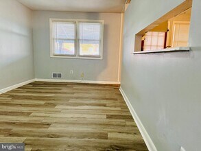 8134 Mid Haven Rd in Dundalk, MD - Building Photo - Building Photo