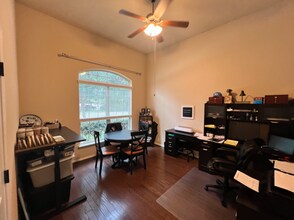 222 Overland Trace Dr in Montgomery, TX - Building Photo - Building Photo