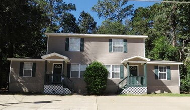 2388 Hartsfield Way in Tallahassee, FL - Foto de edificio - Building Photo
