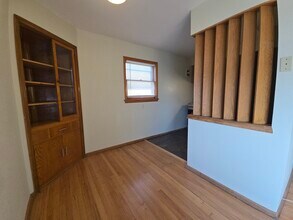 11320 W North Ave, Unit 2 in Wauwatosa, WI - Building Photo - Building Photo