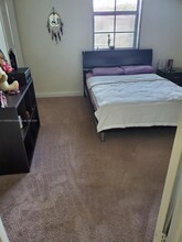 8904 W 35th Ln in Hialeah, FL - Building Photo - Building Photo