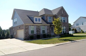 20 Friary Ct in Mount Juliet, TN - Foto de edificio - Building Photo